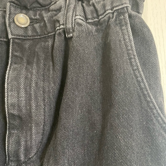 Zara paperbag baggy jeans, washed black, good preowned condition. Size 2 - Picture 2 of 3